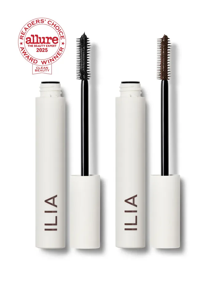 Mascara is a Moment Set